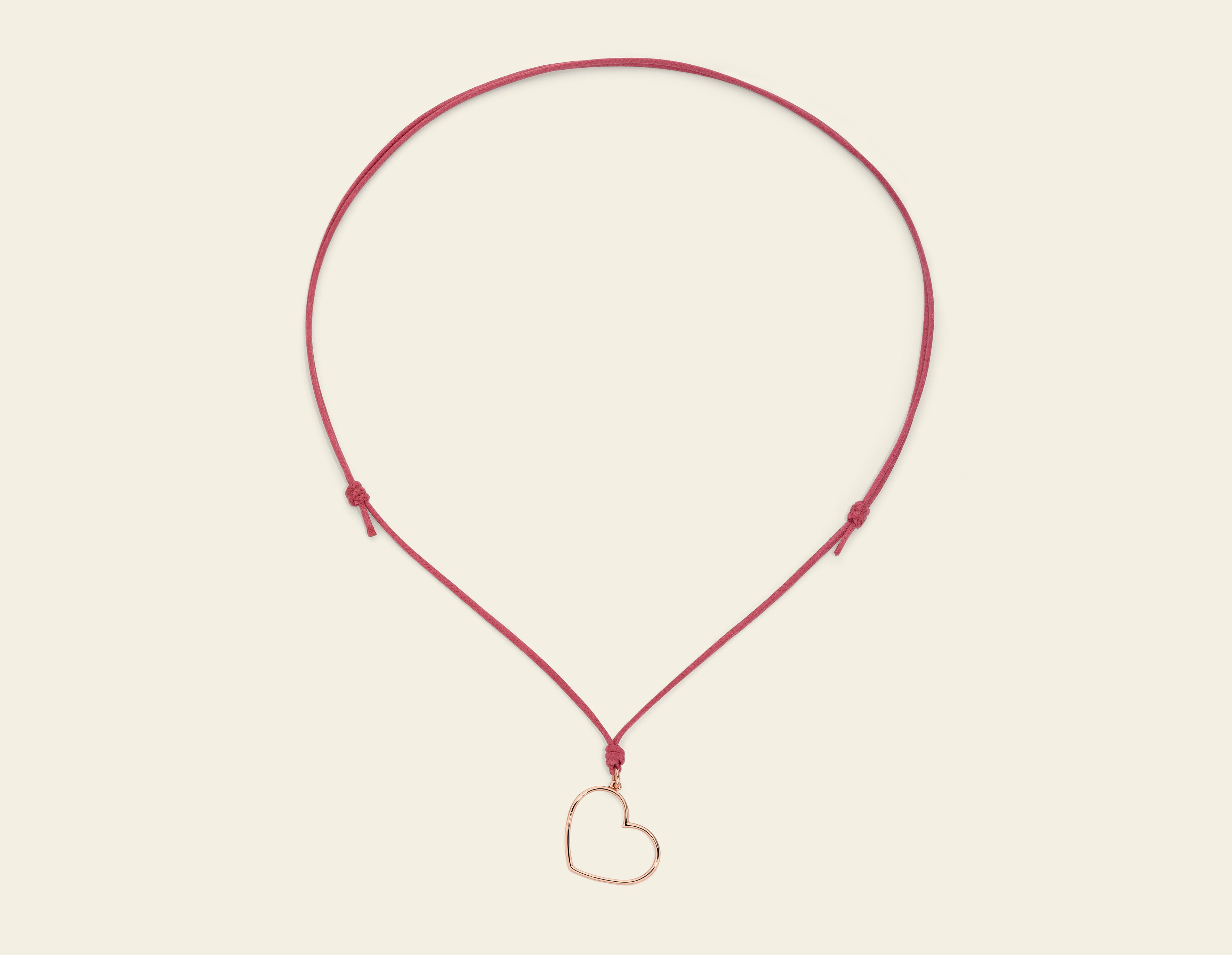 Collana cordino con cuore a filo