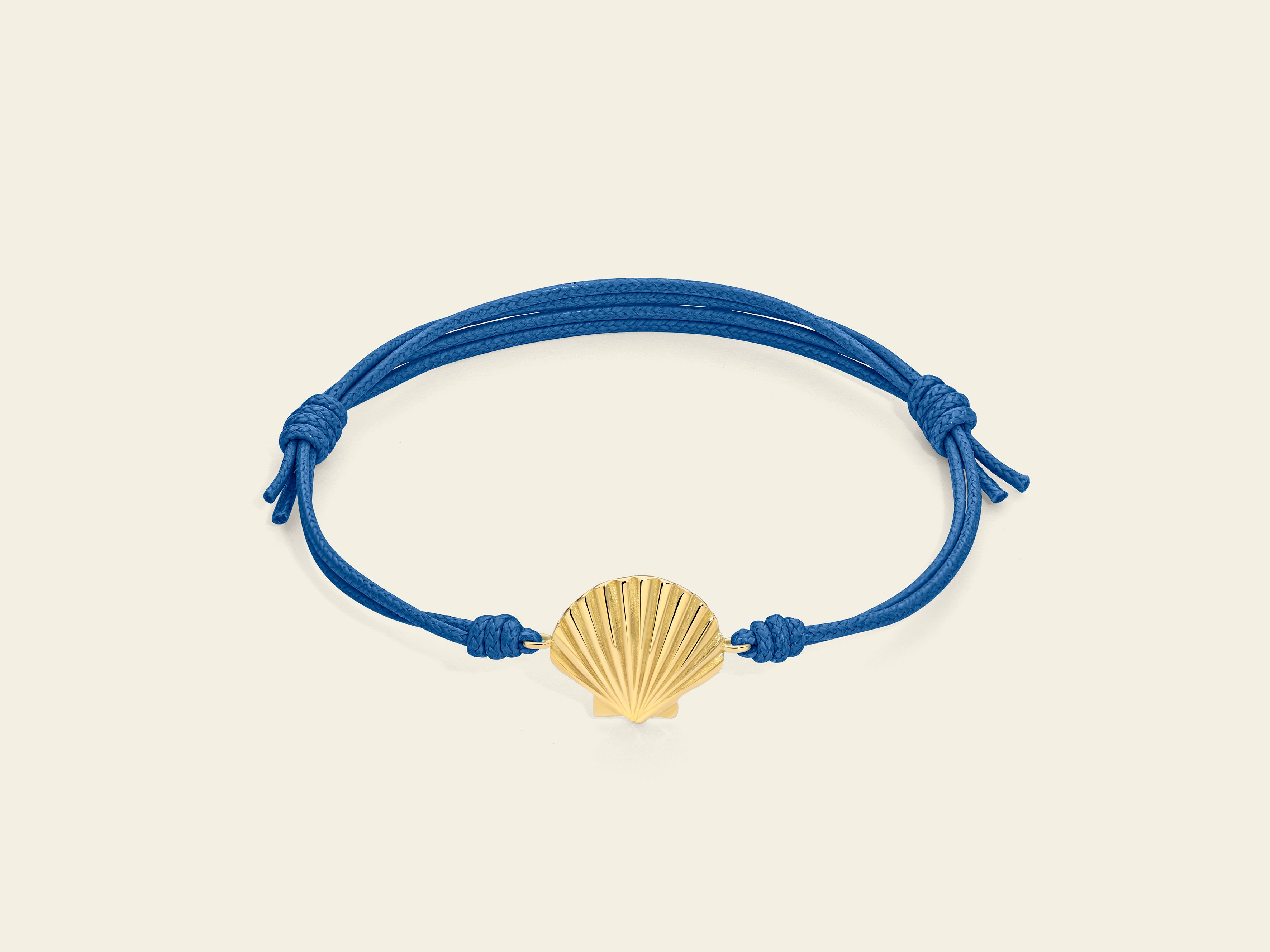 Bracciale cordino con conchiglia